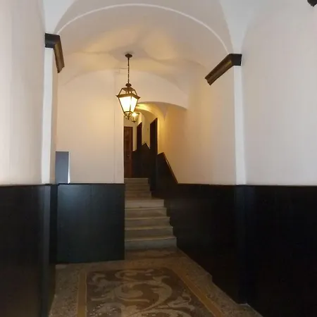 Apartment Porta Soprana, Really Downtown 1 *